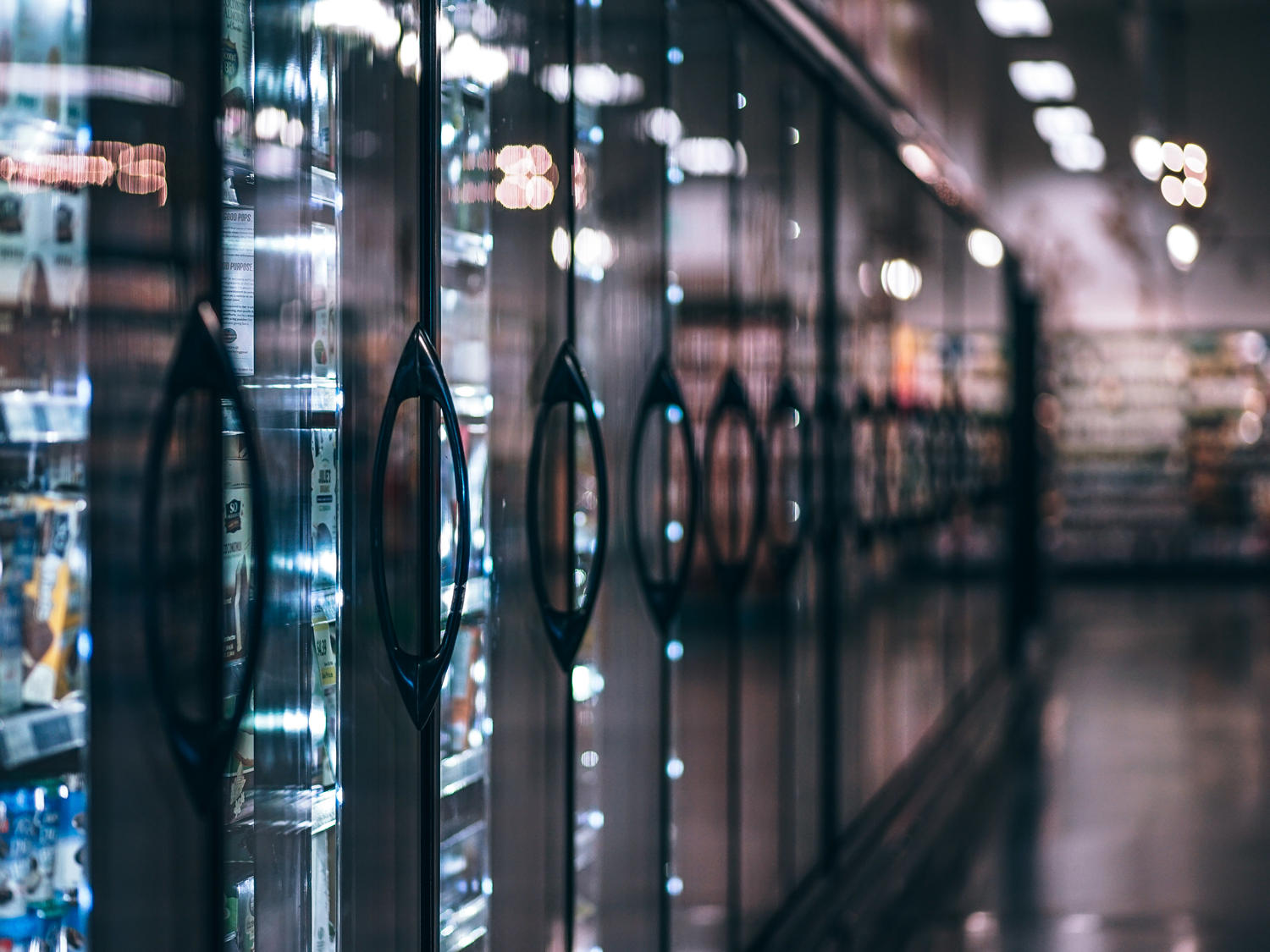 99395, 99395, Frozen Section of Grocery Store, c19-content-image-3.jpg, 223774, https://www.sensormatic-cn.com/wp-content/uploads/2020/11/c19-content-image-3.jpg, https://www.sensormatic-cn.com/solutions-campaign/frozen-section-of-grocery-store/, refrigerated aisle in store, 1, , , frozen-section-of-grocery-store, inherit, 97117, 2020-11-19 11:37:38, 2020-11-19 11:58:43, 0, image/jpeg, image, jpeg, https://www.sensormatic-cn.com/wp-includes/images/media/default.png, 1500, 1125, Array